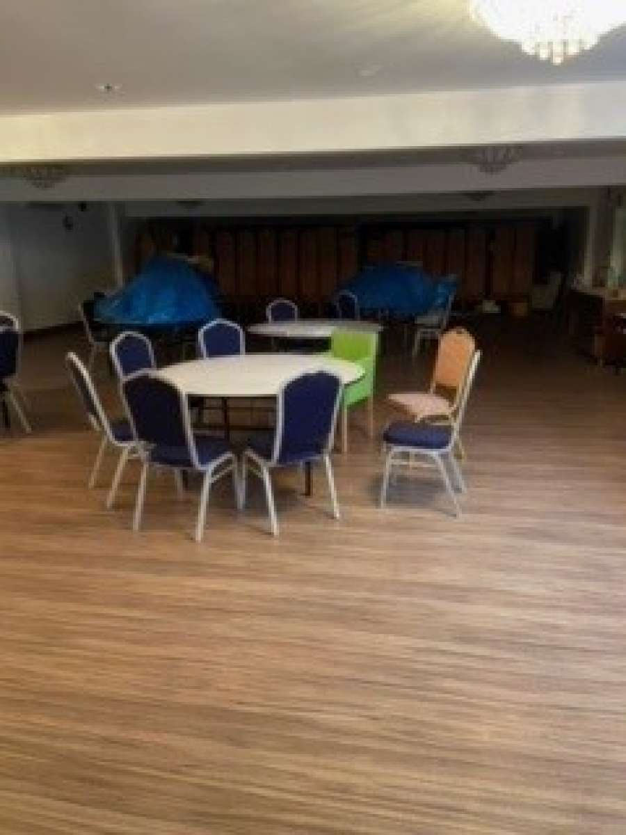 Retail/Shop in Sutton - photo 2