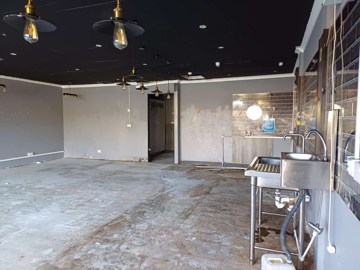 Retail/Shop in Kettering - photo 2