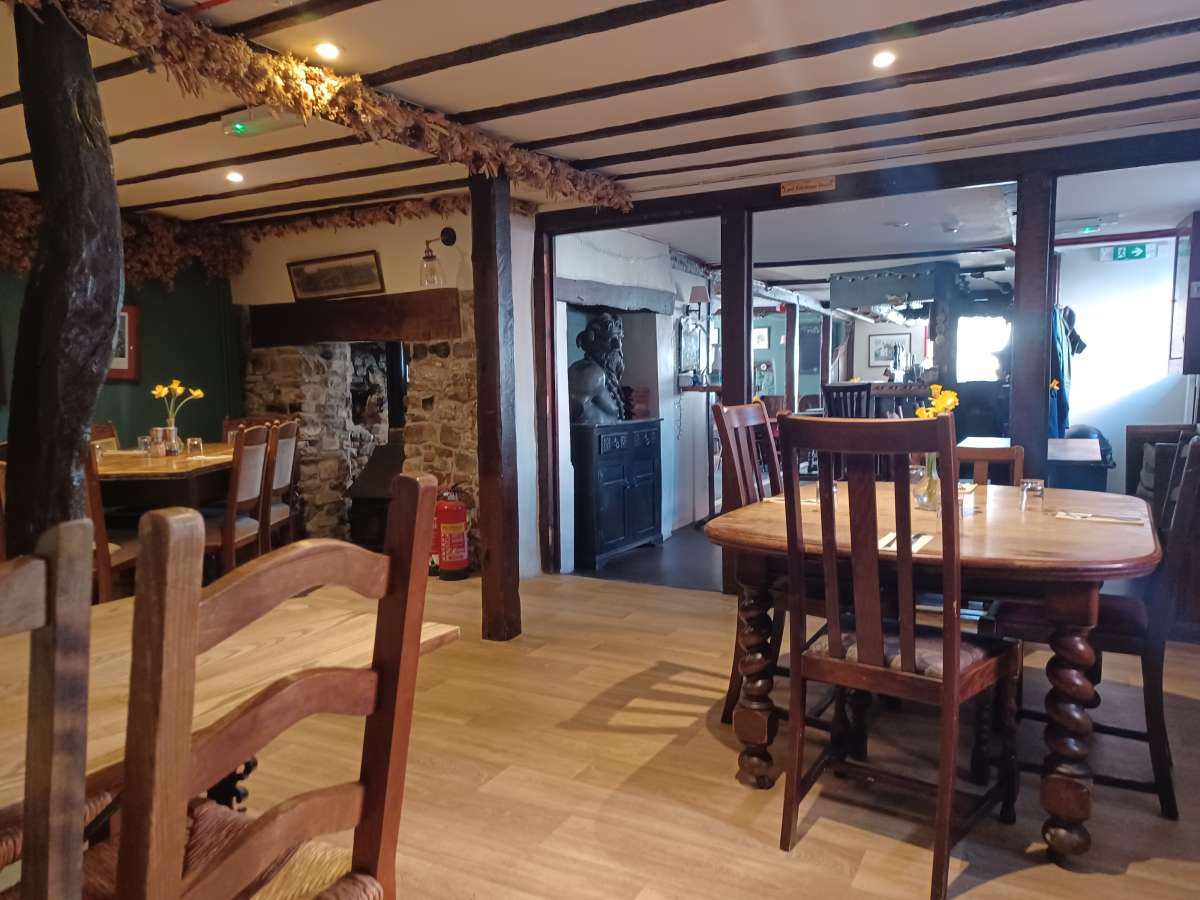 Retail/Shop in Exeter - photo 4