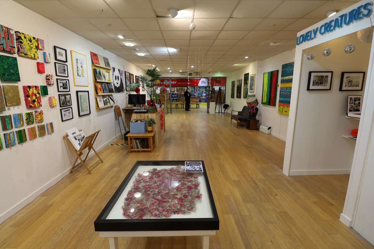 Retail/Shop in Hinckley - photo 3