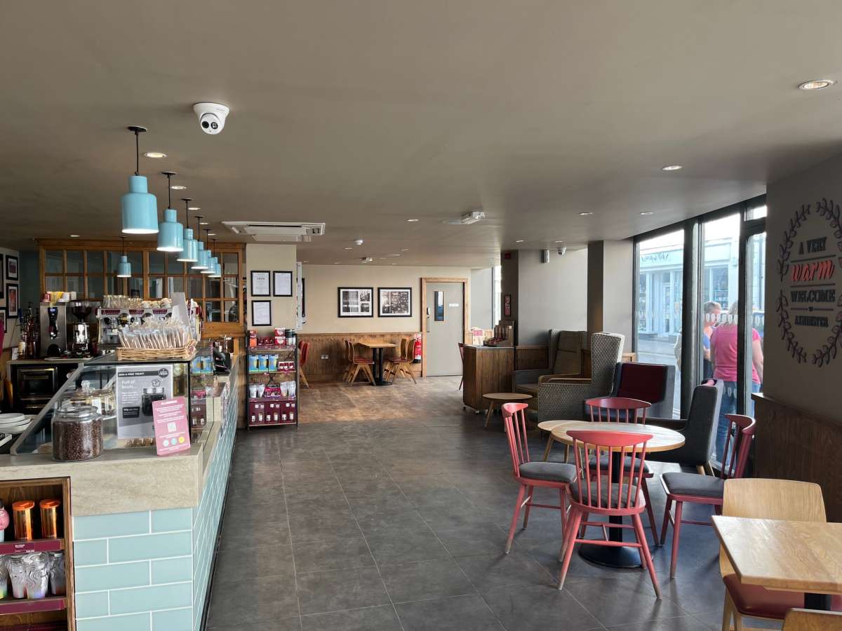 Retail/Shop in Axminster - photo 2