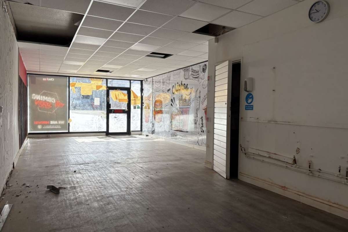 Retail/Shop in Nottingham - photo 4