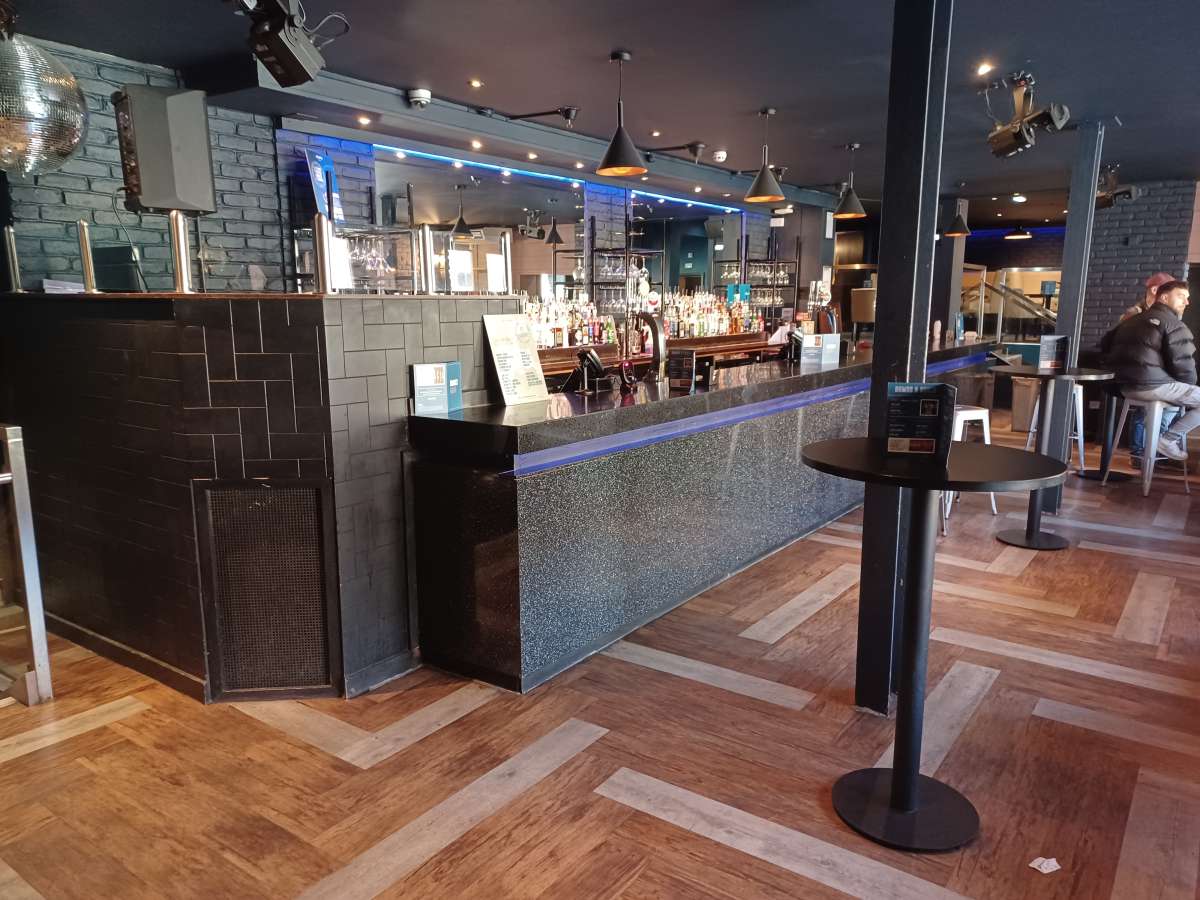 Retail/Shop in Exeter - photo 3