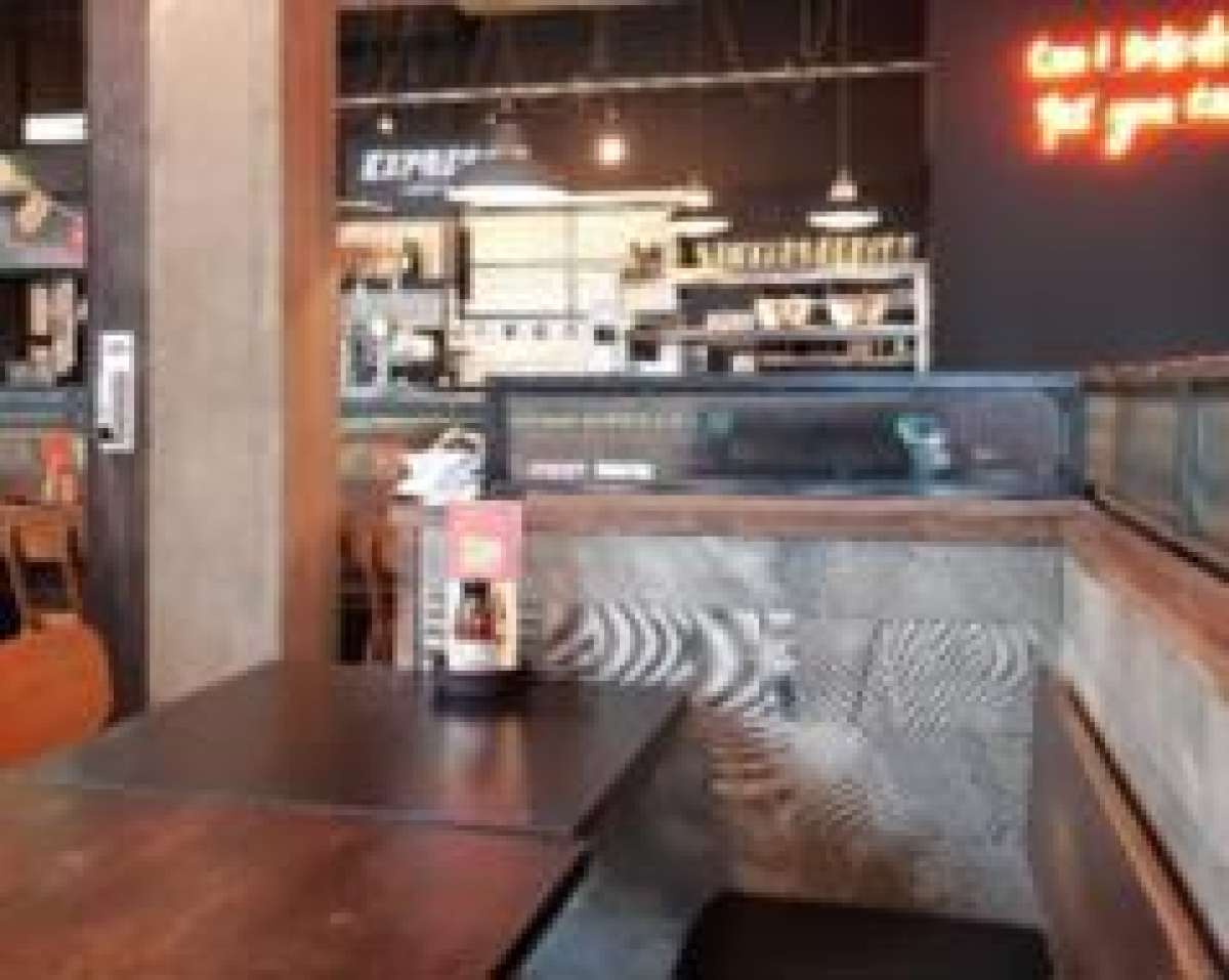 Retail/Shop in Sheffield - photo 2