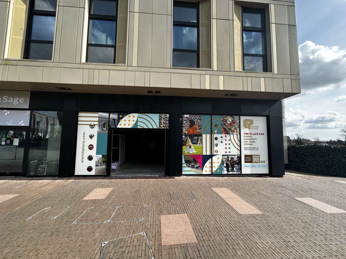 Retail/Shop in Ashford - photo 2