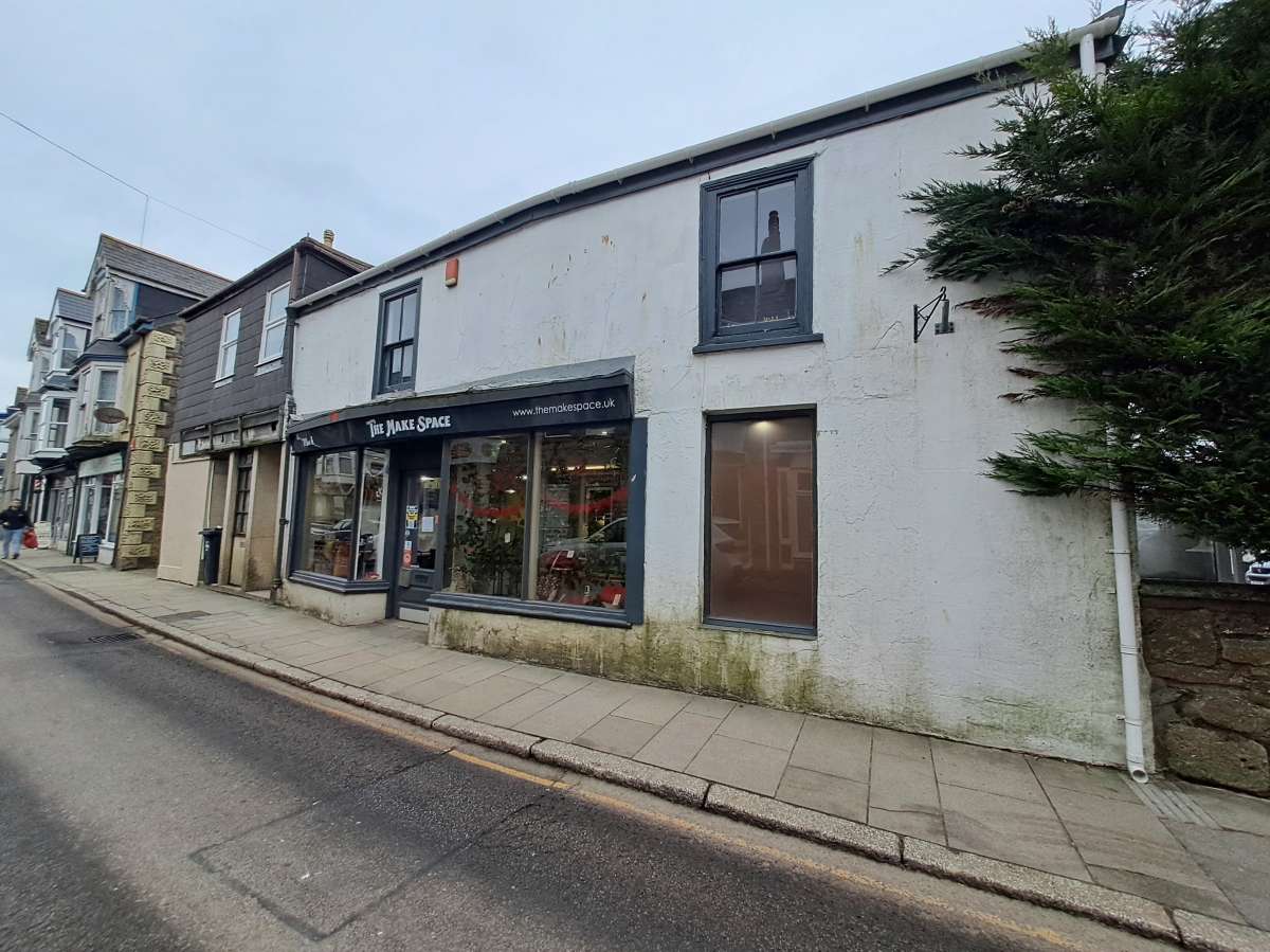 Retail in Camborne