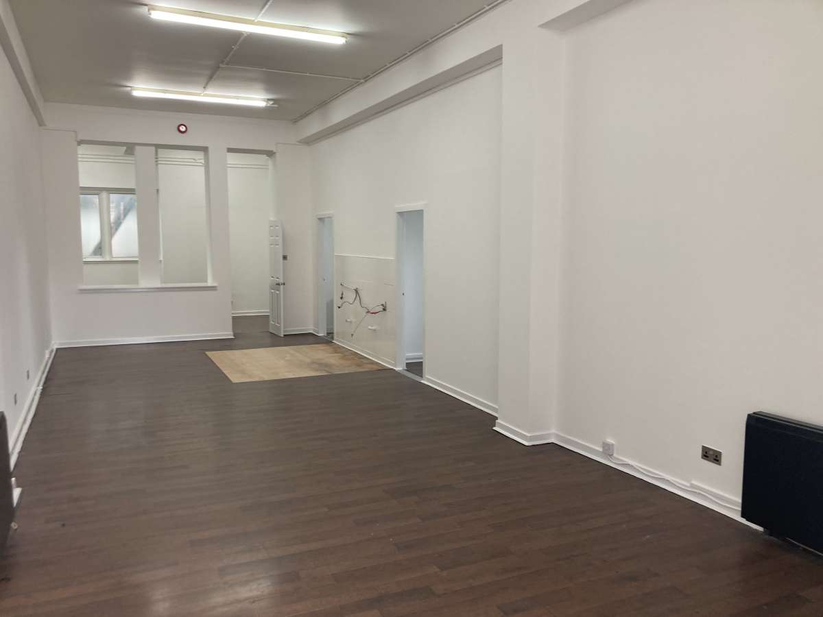 Retail/Shop in Kilmarnock - photo 4