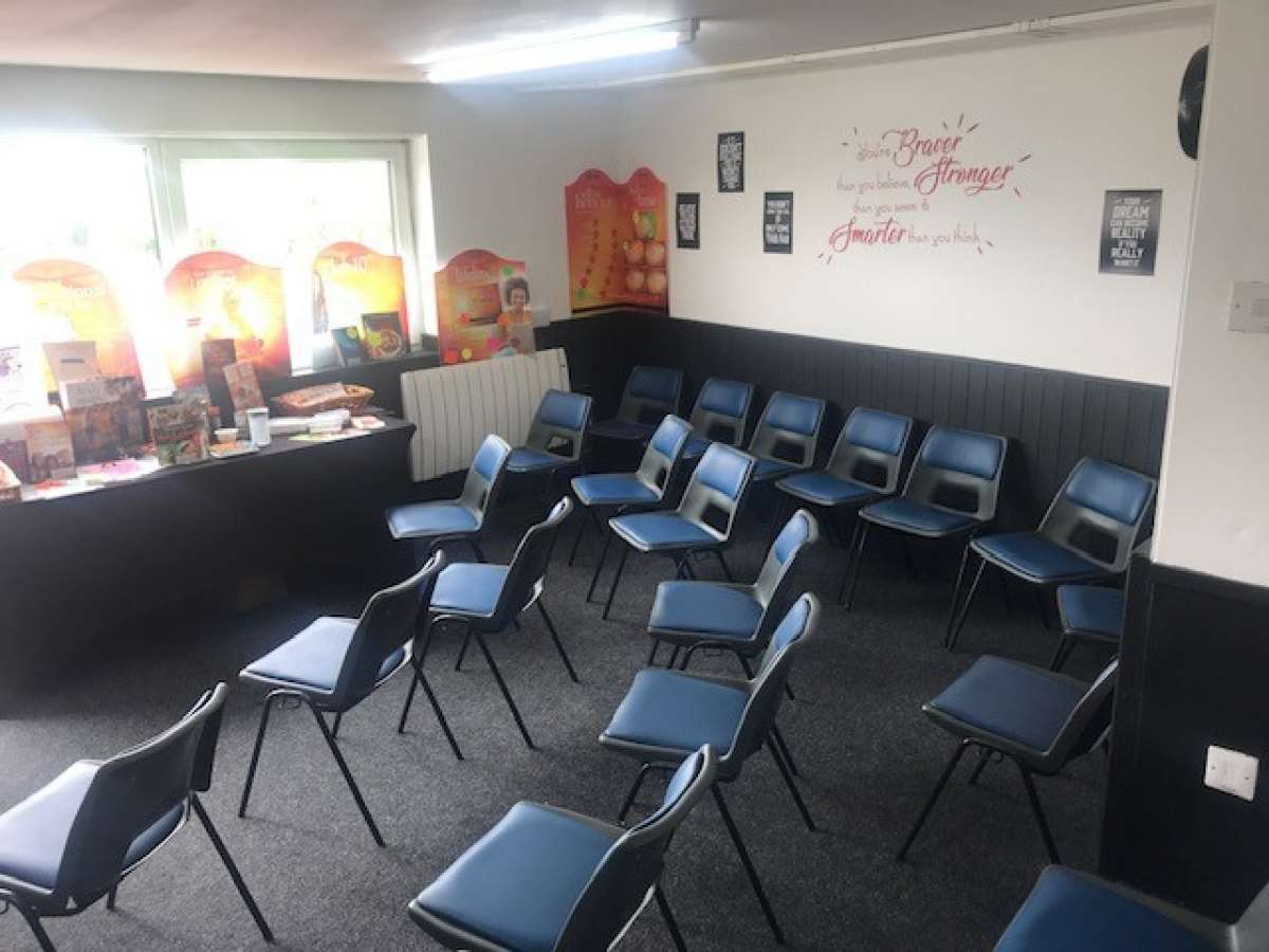 Retail/Shop in Torpoint - photo 3