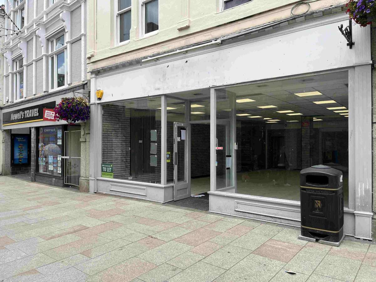 Retail/Shop in St Austell - photo 2