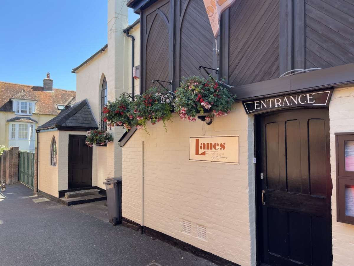 Retail/Shop in Lymington - photo 3