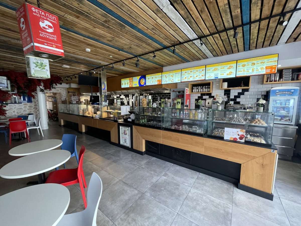 Retail/Shop in Bournemouth - photo 4