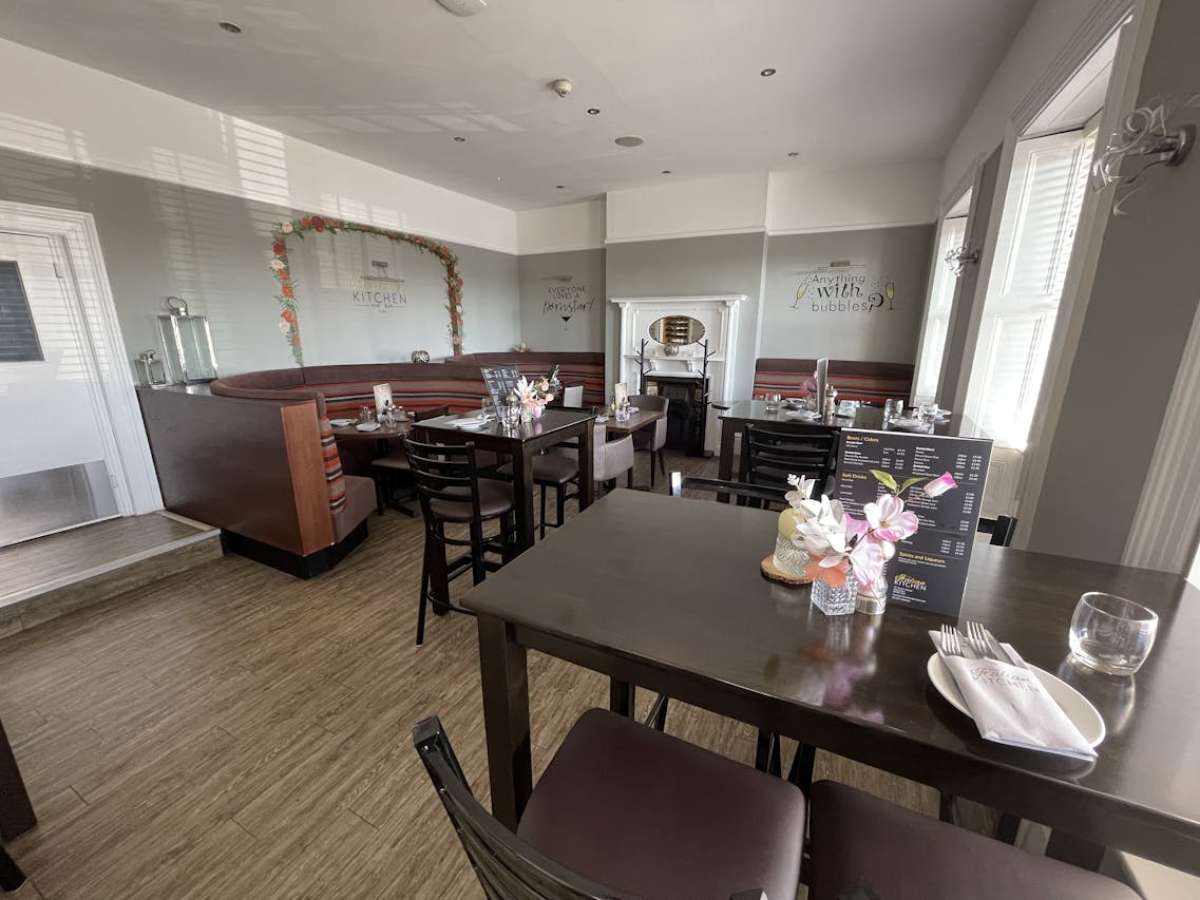 Retail/Shop in Wareham - photo 2