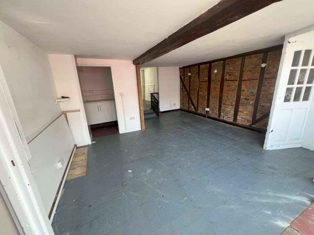 Retail/Shop in Lymington - photo 2