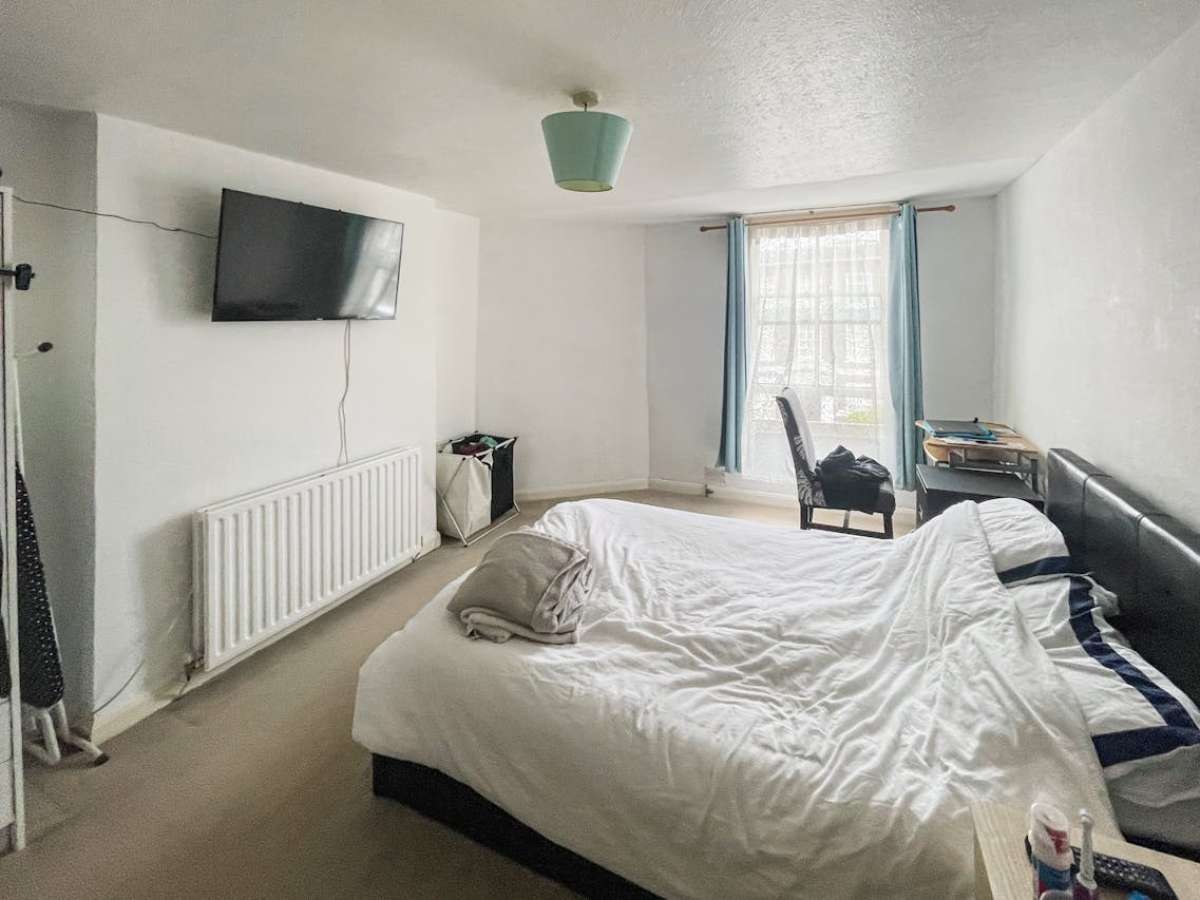 Retail/Shop in Fareham - photo 4