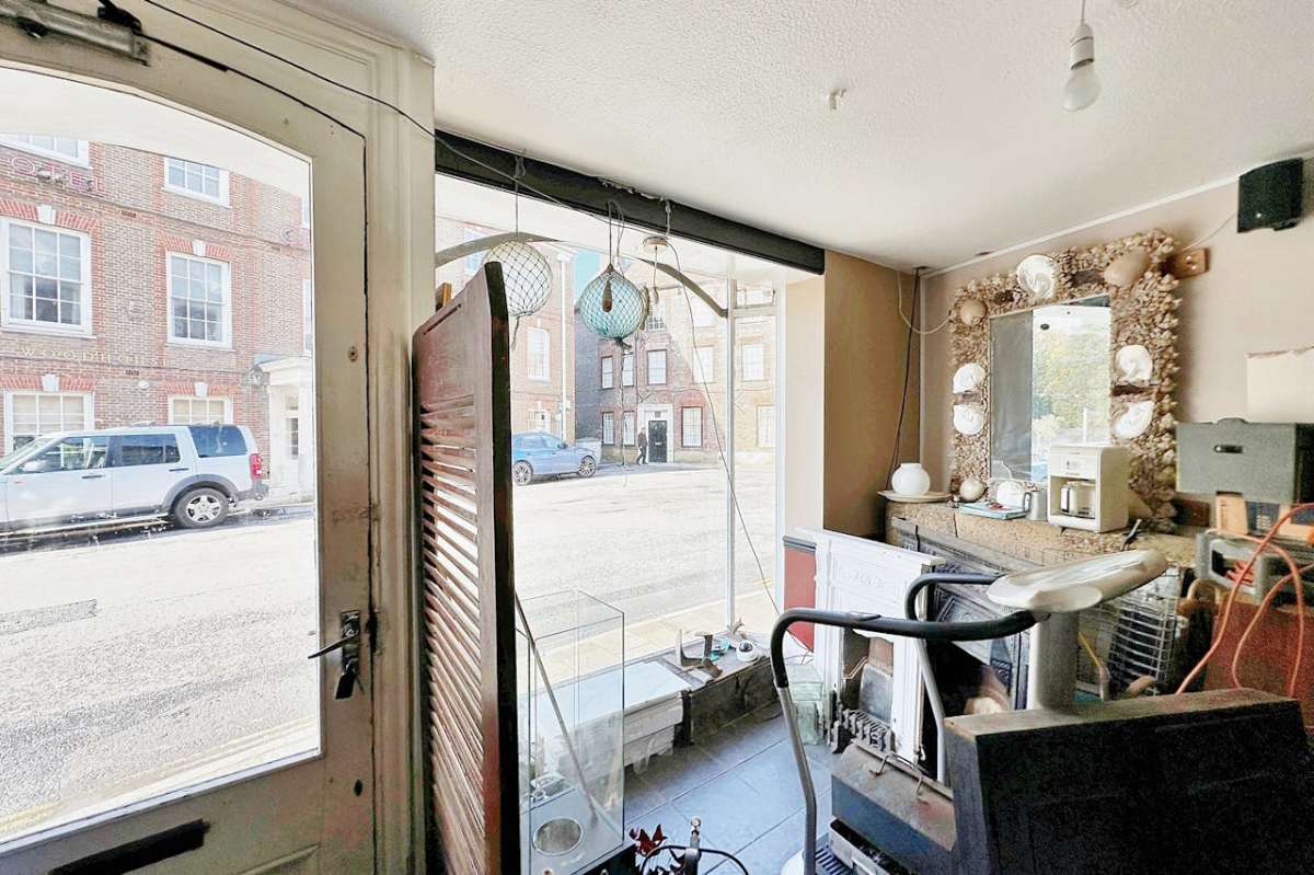 Retail/Shop in Blandford Forum - photo 2