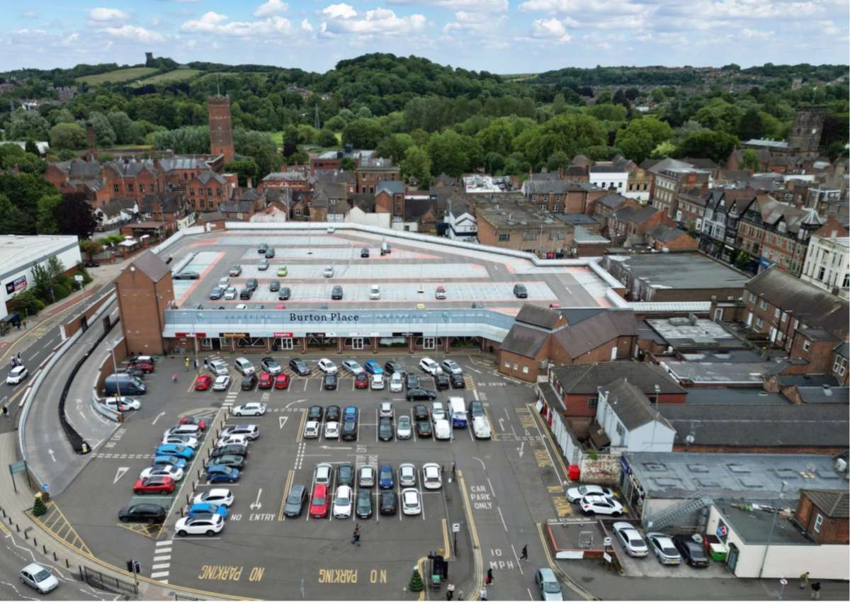 Retail/Shop in Burton On Trent - photo 3