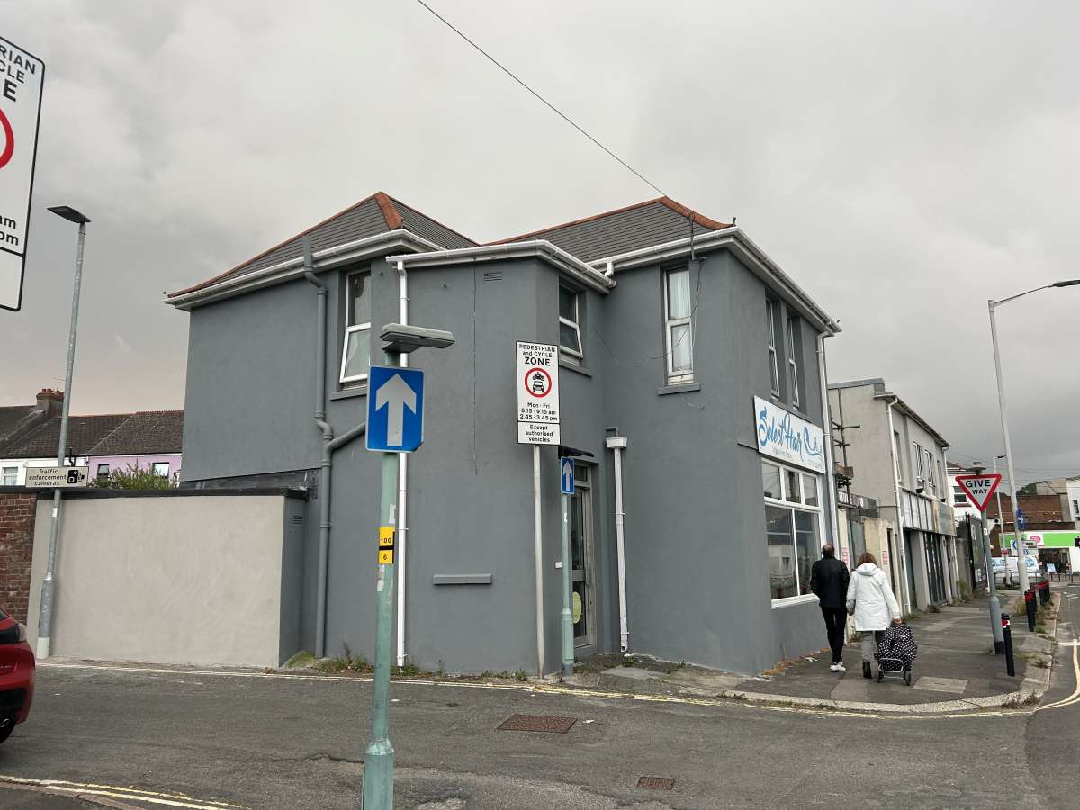 Retail/Shop in Plymouth - photo 3