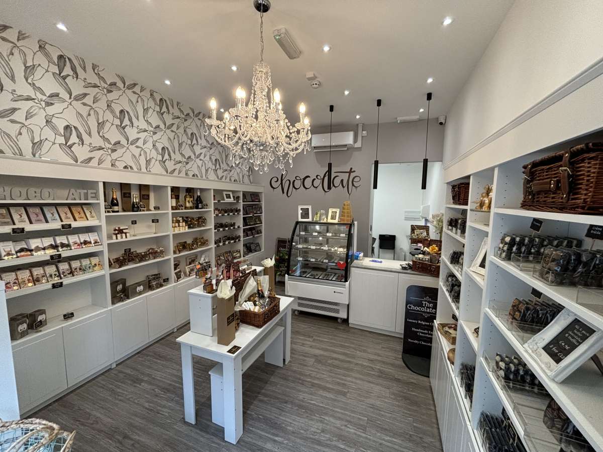 Retail/Shop in Halifax - photo 2