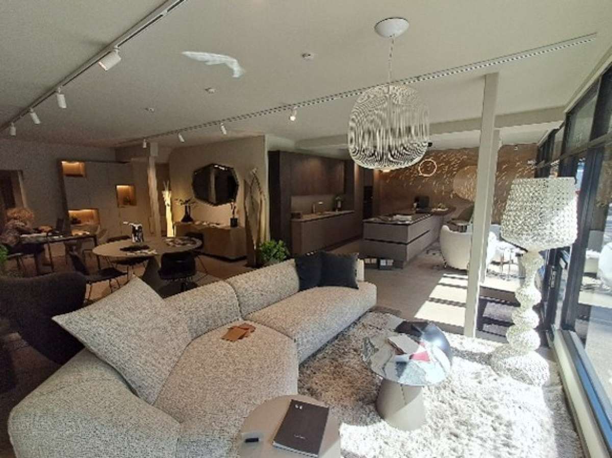 Retail/Shop in Kingston on Thames - photo 2