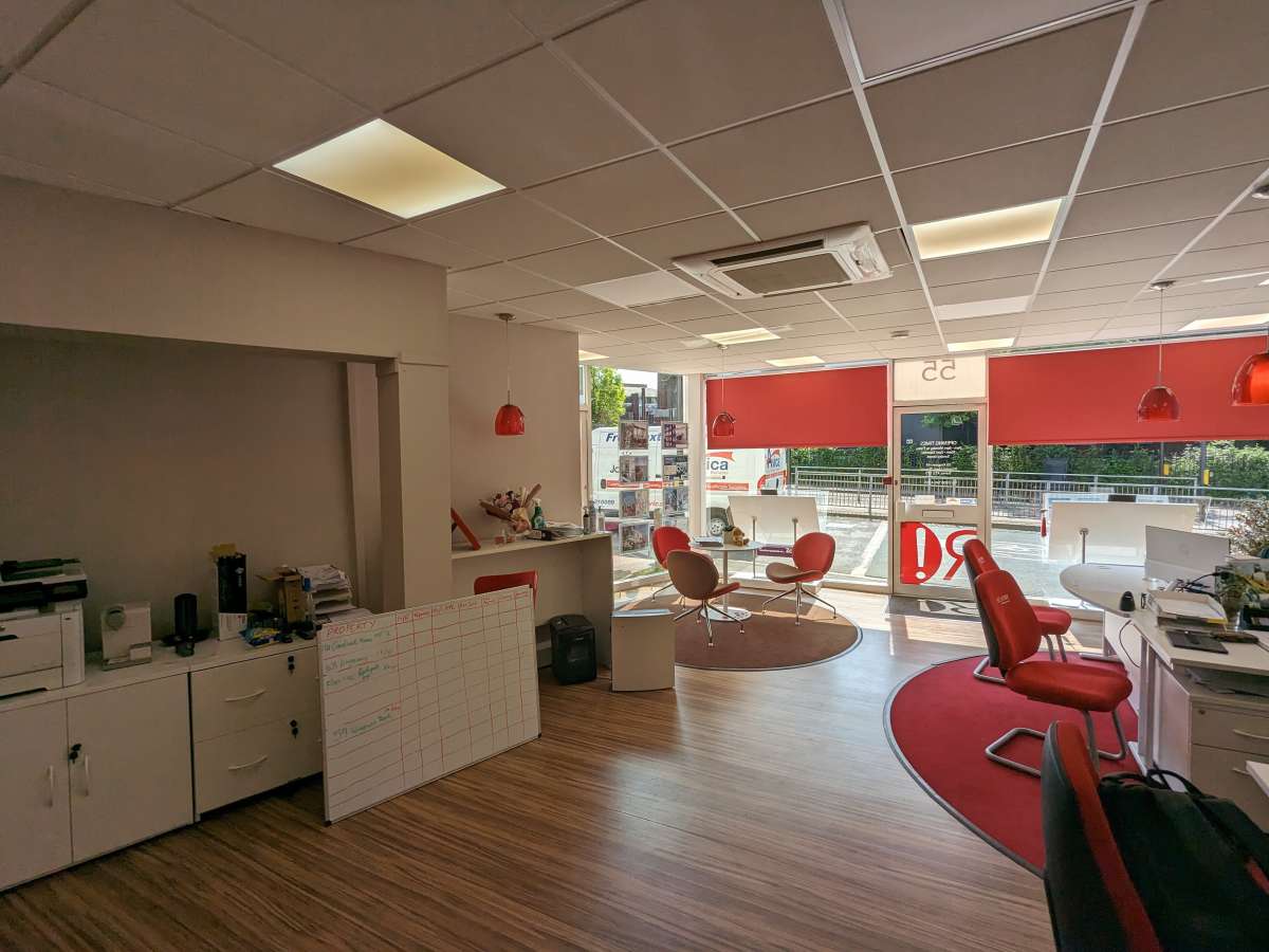 Retail/Shop in Kingston on Thames - photo 3