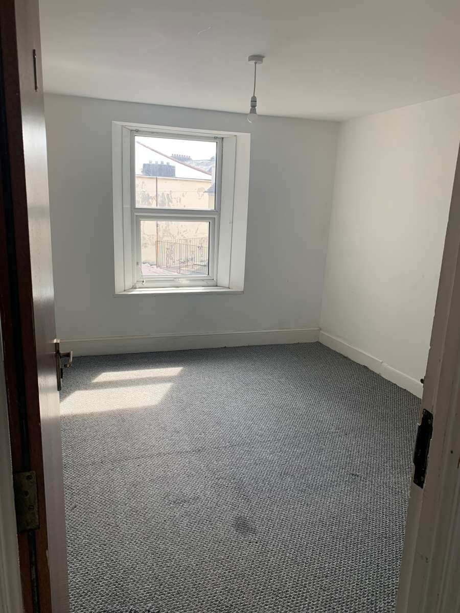 Retail/Shop in Plymouth - photo 3