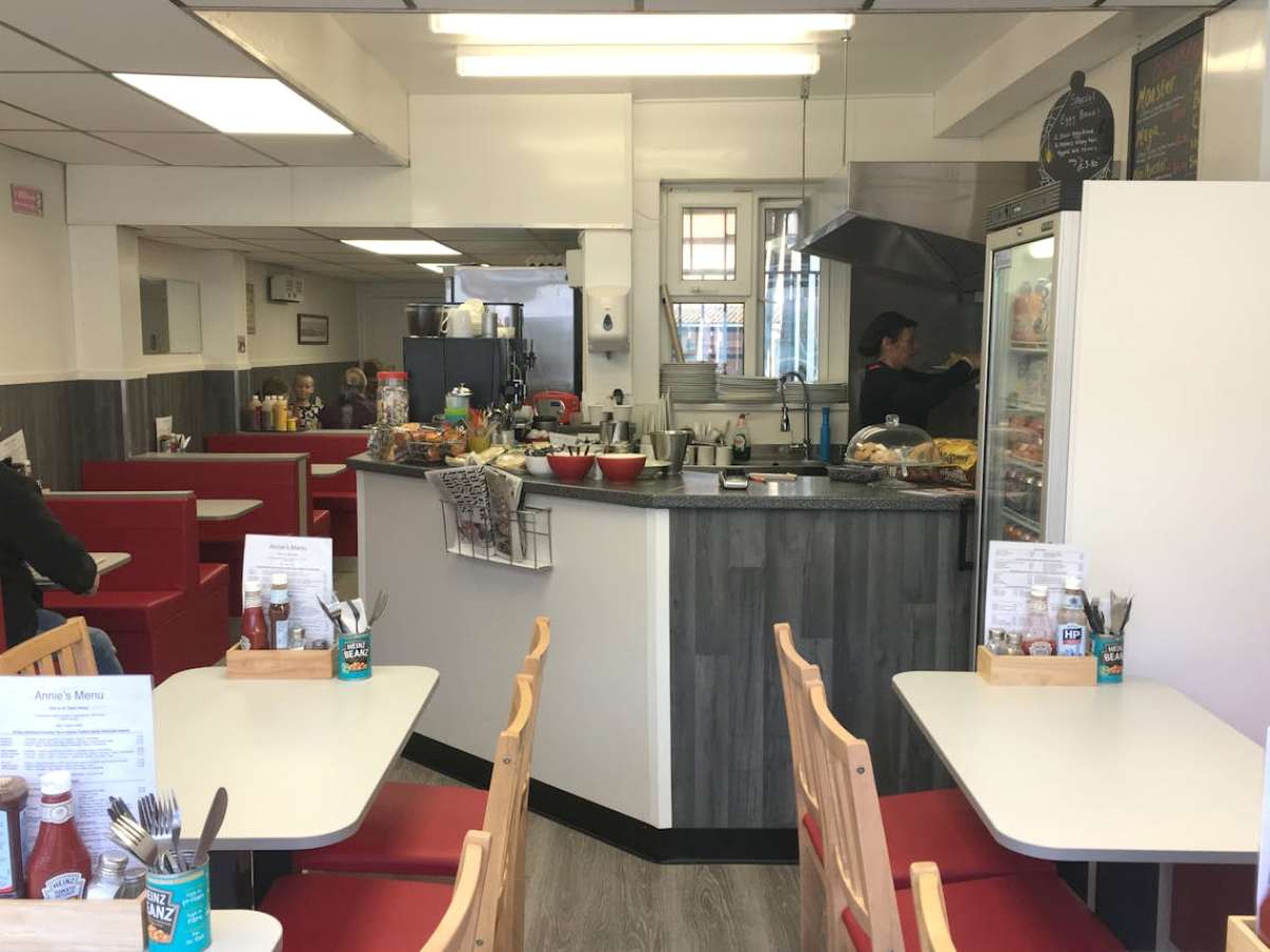 Retail/Shop in Southampton - photo 4