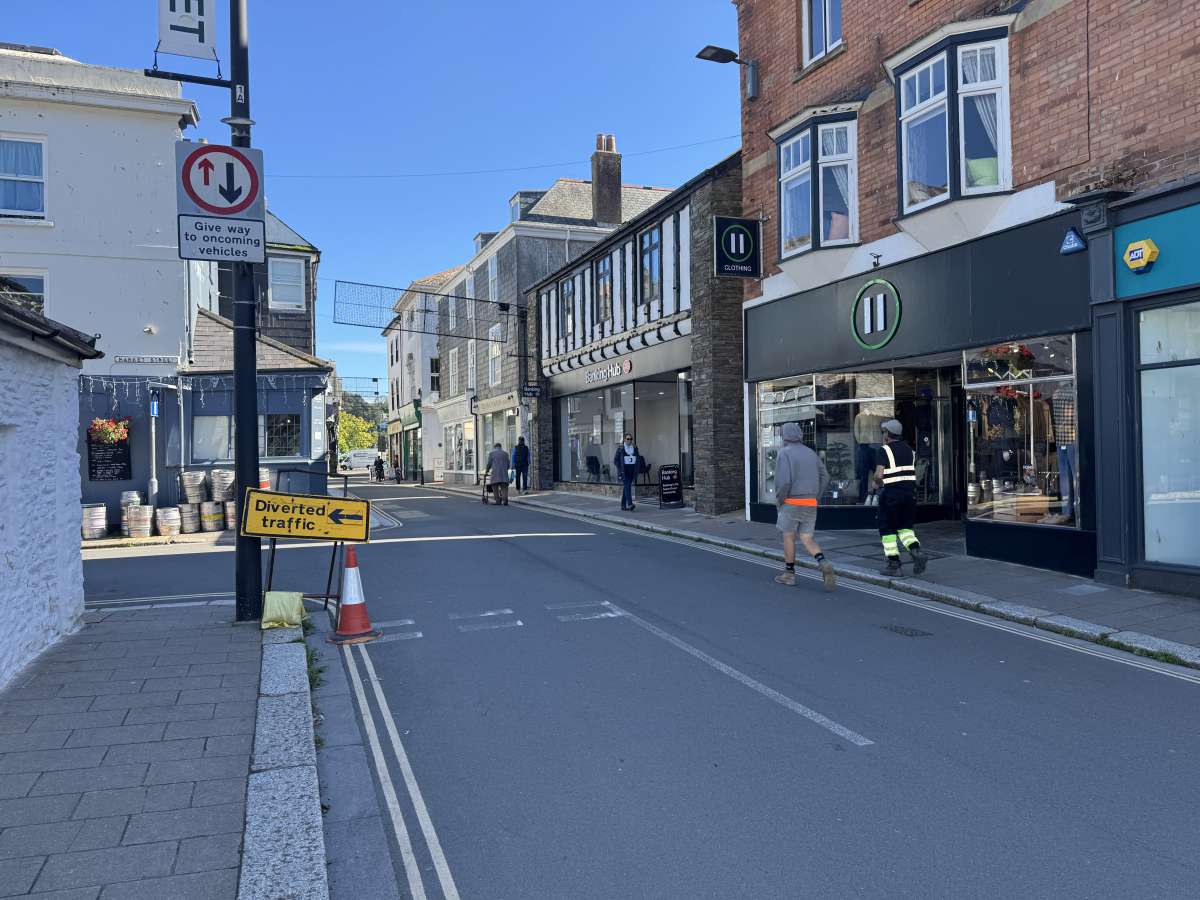 Retail/Shop in Dartmouth - photo 3