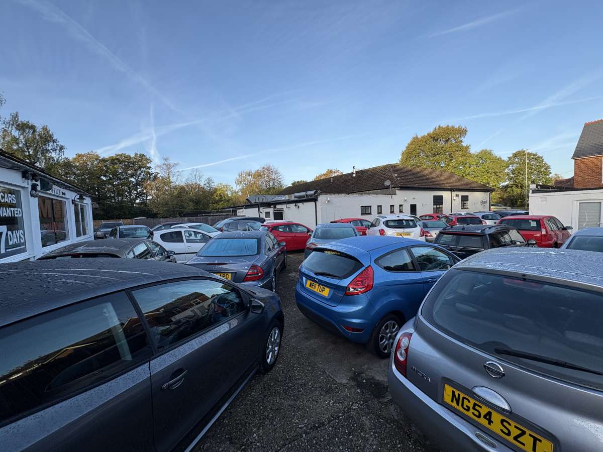 Retail/Shop in Ashurst - photo 3