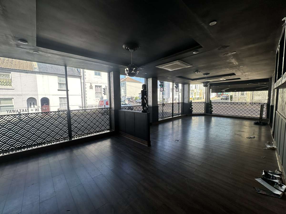 Retail/Shop in Eastbourne - photo 3