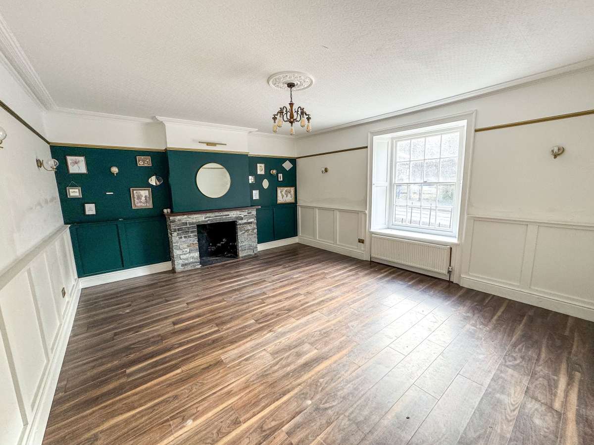 Retail/Shop in Wadebridge - photo 3