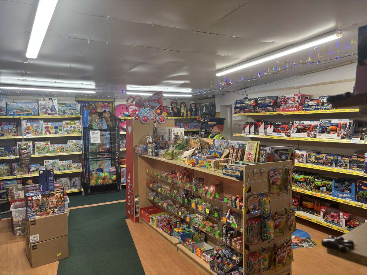 Retail/Shop in Wells - photo 2