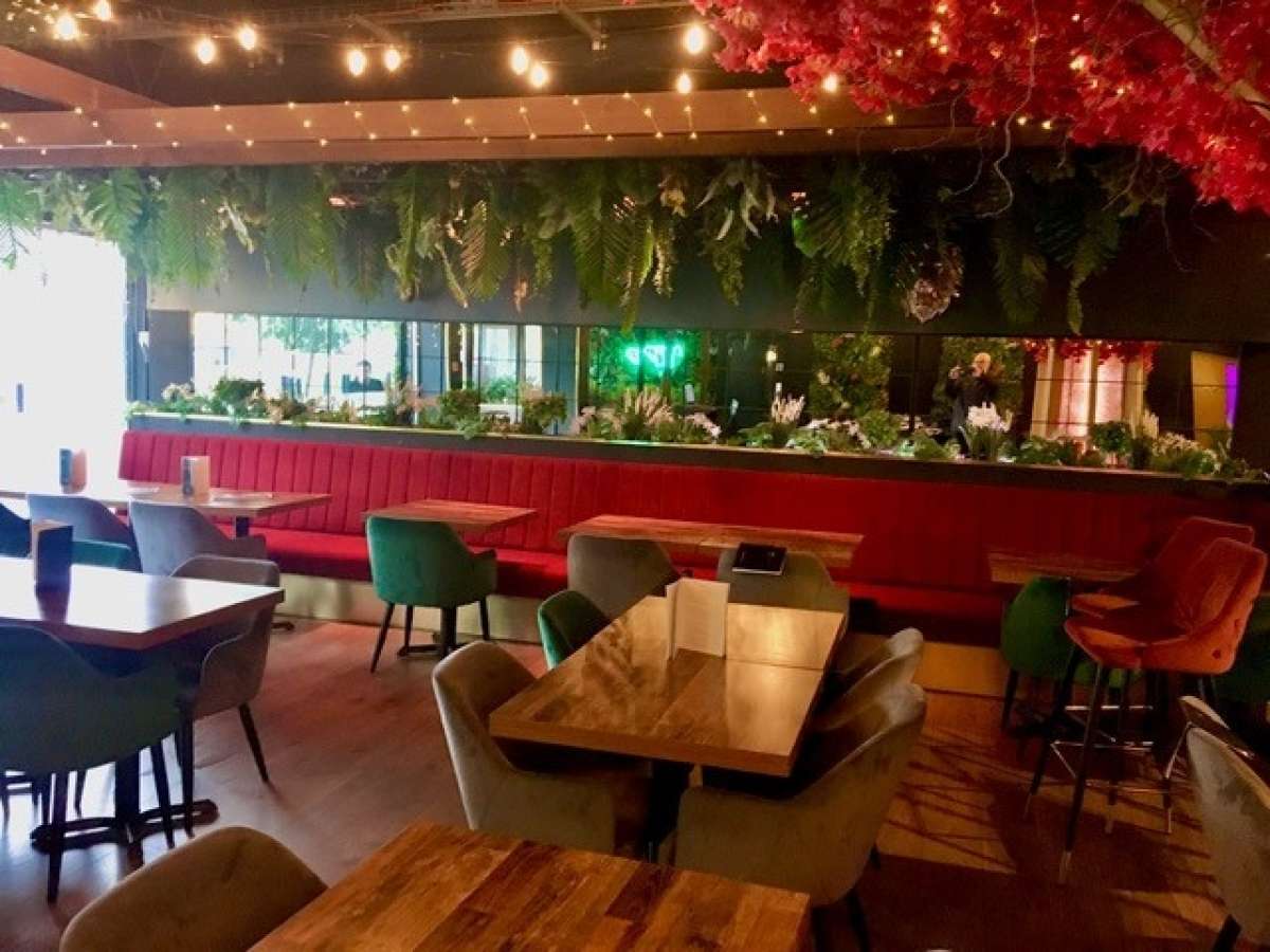 Retail/Shop in Plymouth - photo 3