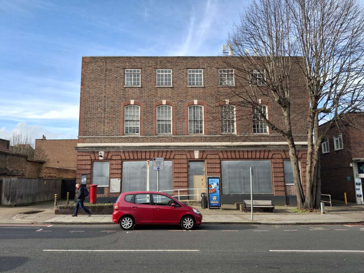 Retail in West Wickham