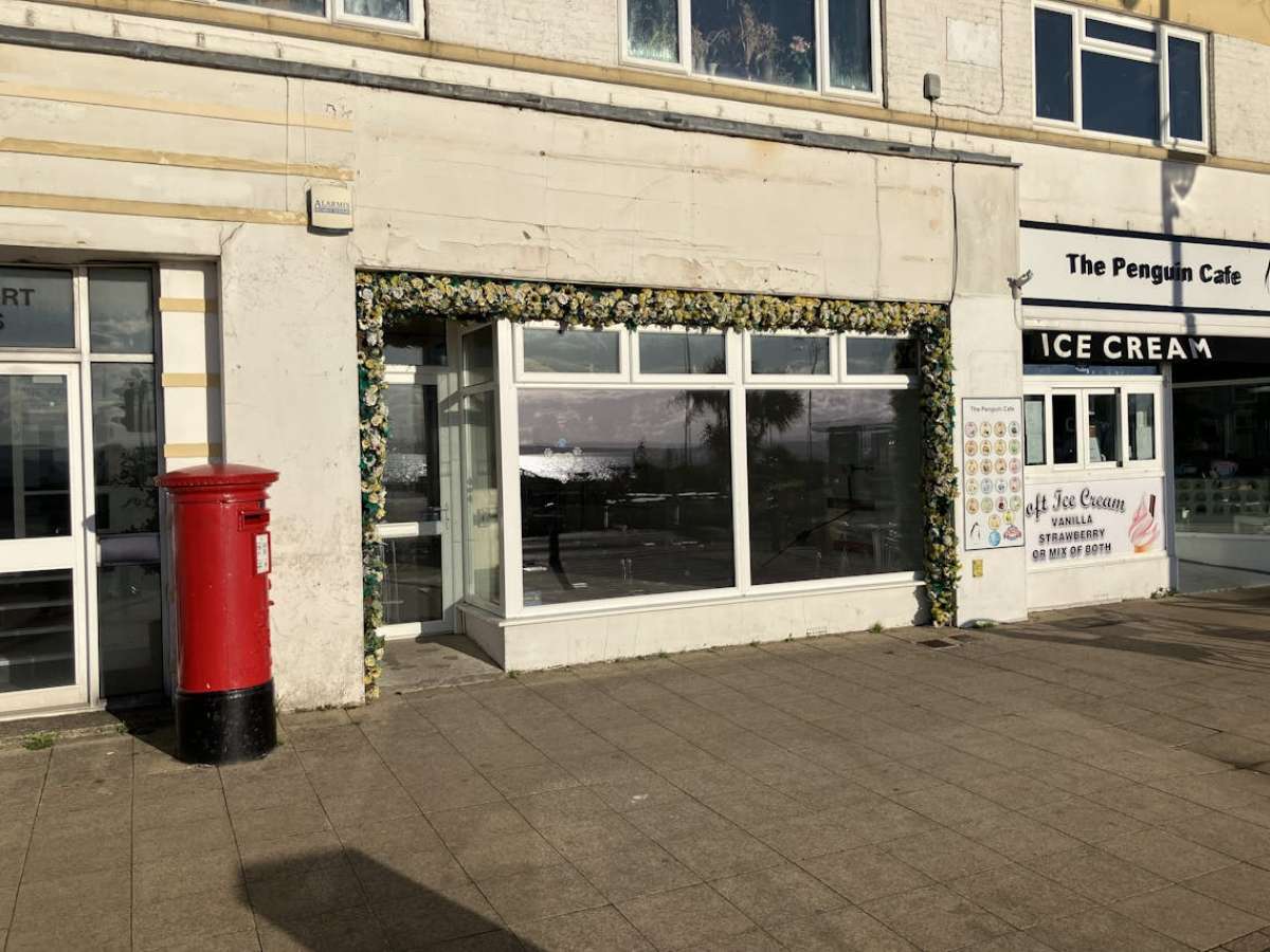 Retail in Lee-on-Solent