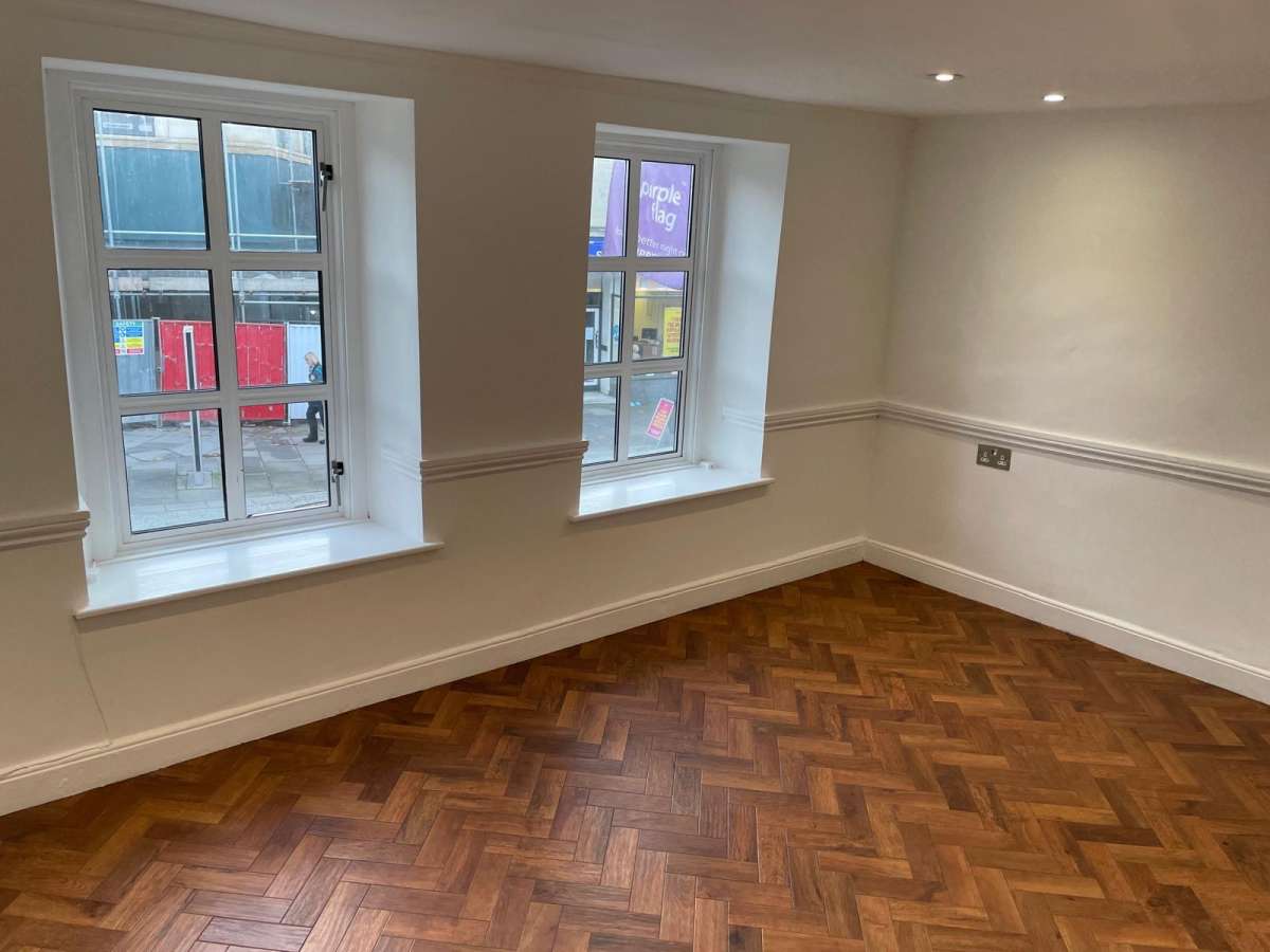 Retail/Shop in Chippenham - photo 2