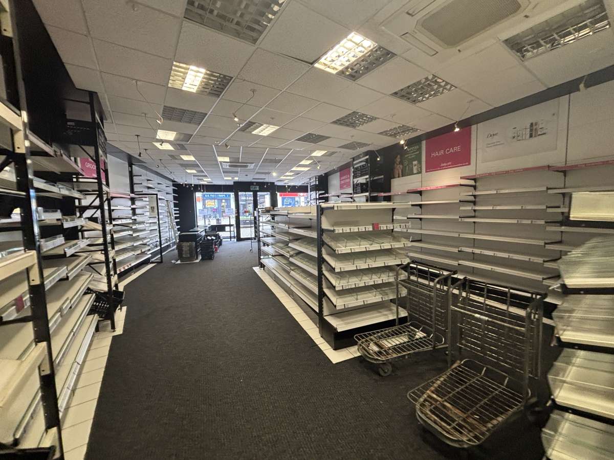 Retail/Shop in Dumfries - photo 2