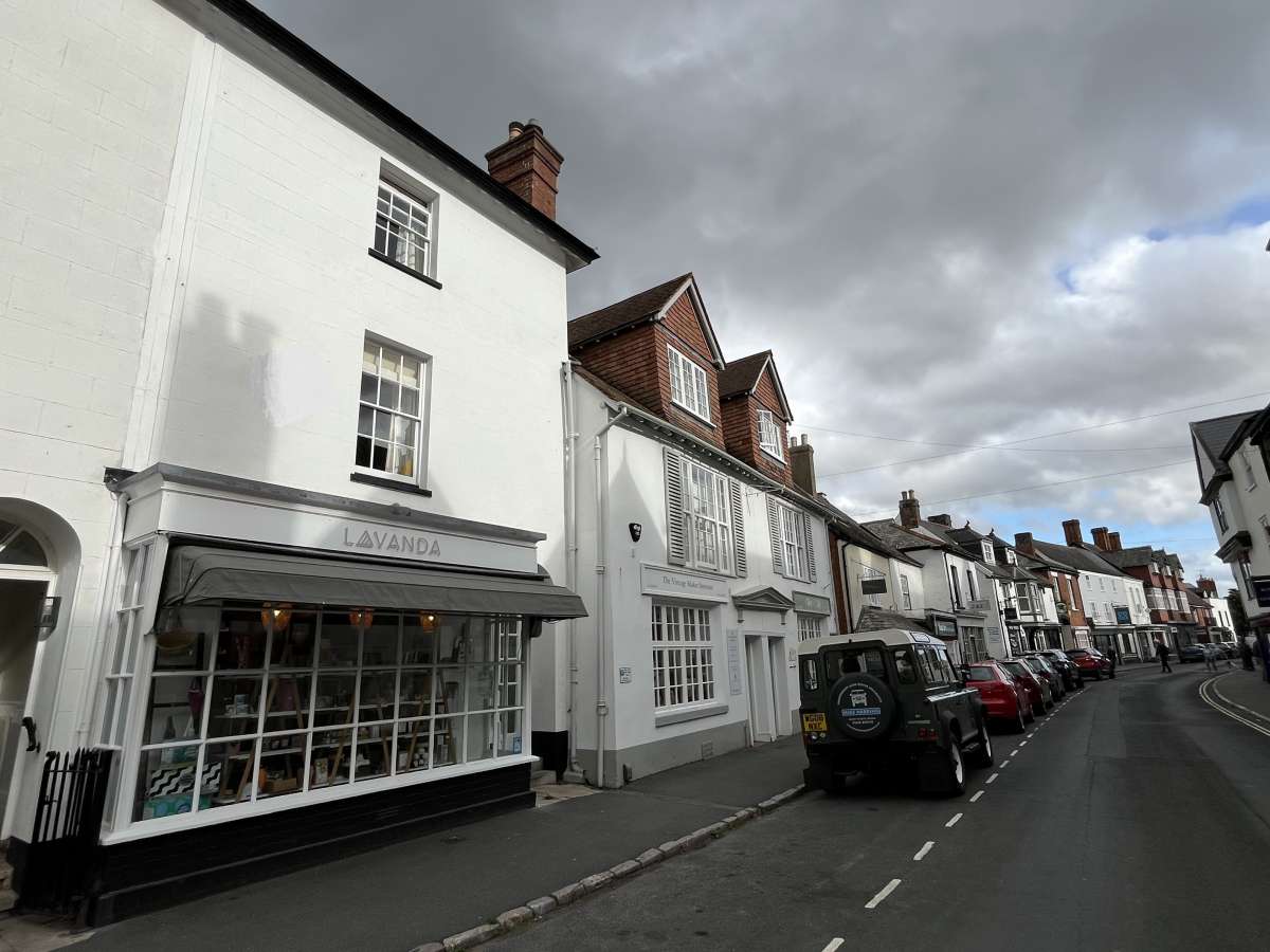 Retail in Topsham