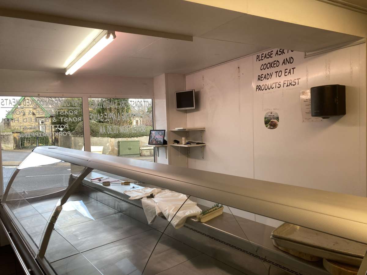 Retail/Shop in High Green - photo 2