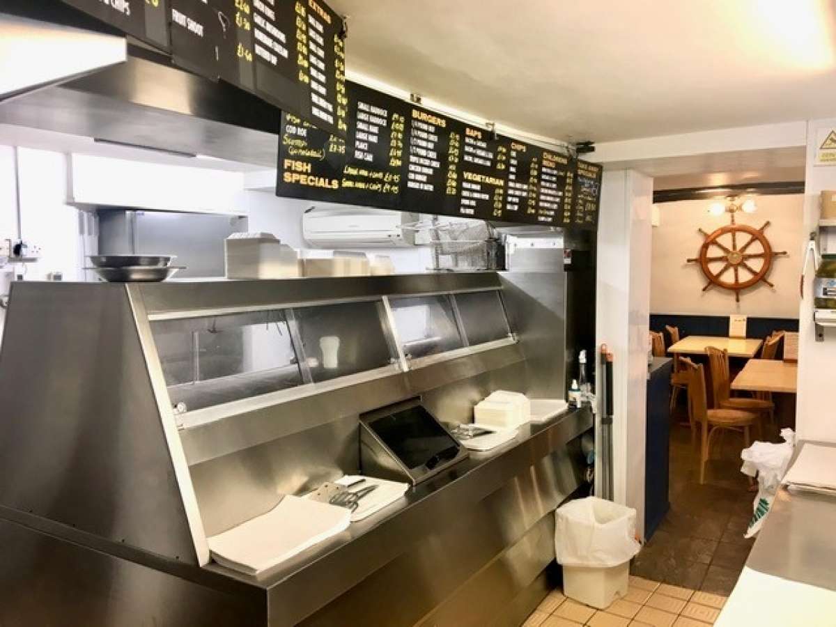 Retail/Shop in Buckfastleigh - photo 2