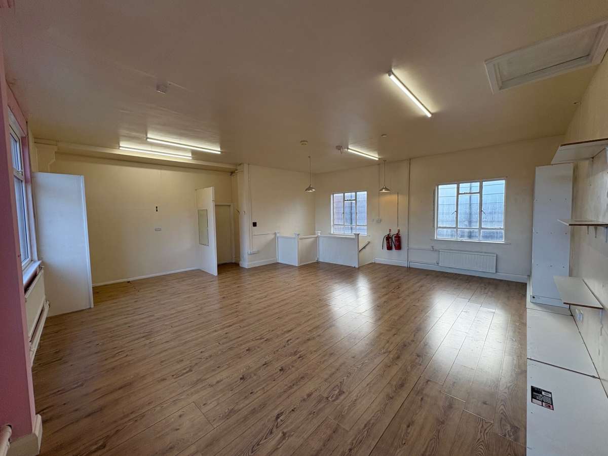 Retail/Shop in Loughborough - photo 4