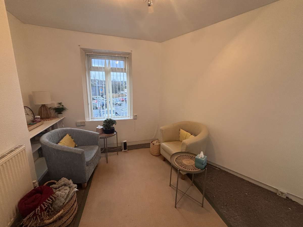 Retail/Shop in Brighouse - photo 3