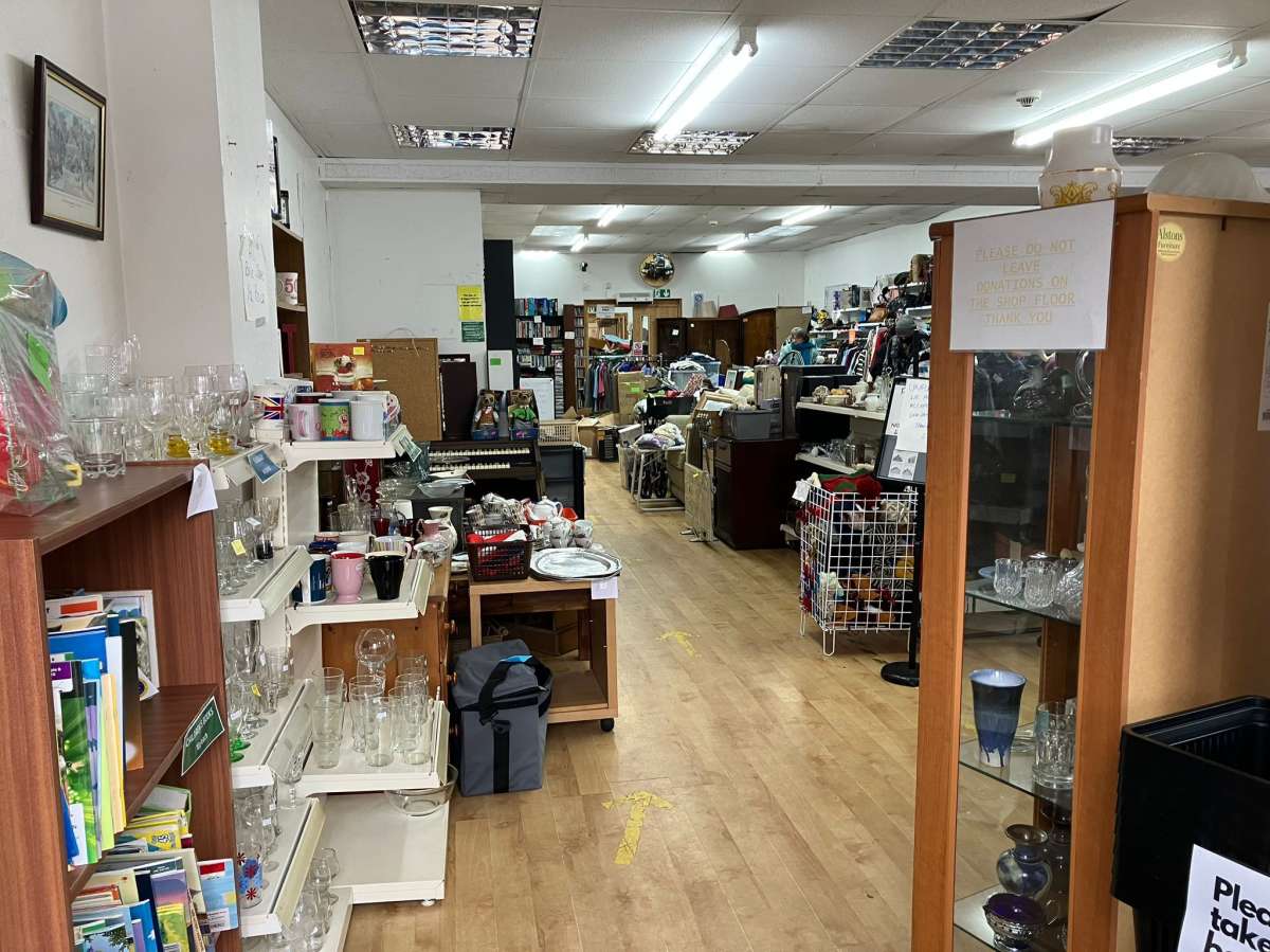 Retail/Shop in Intake - photo 3