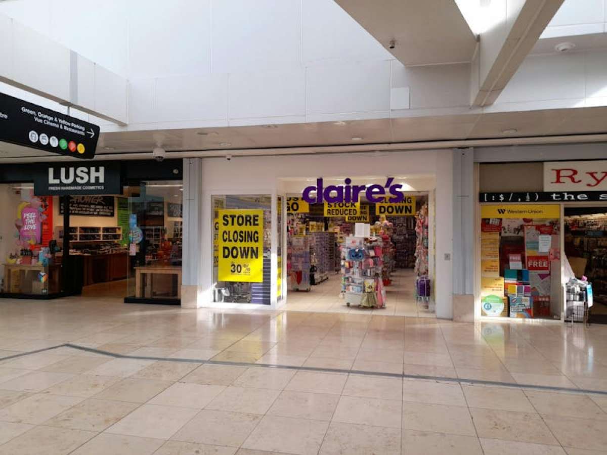Retail/Shop in Basingstoke - photo 2