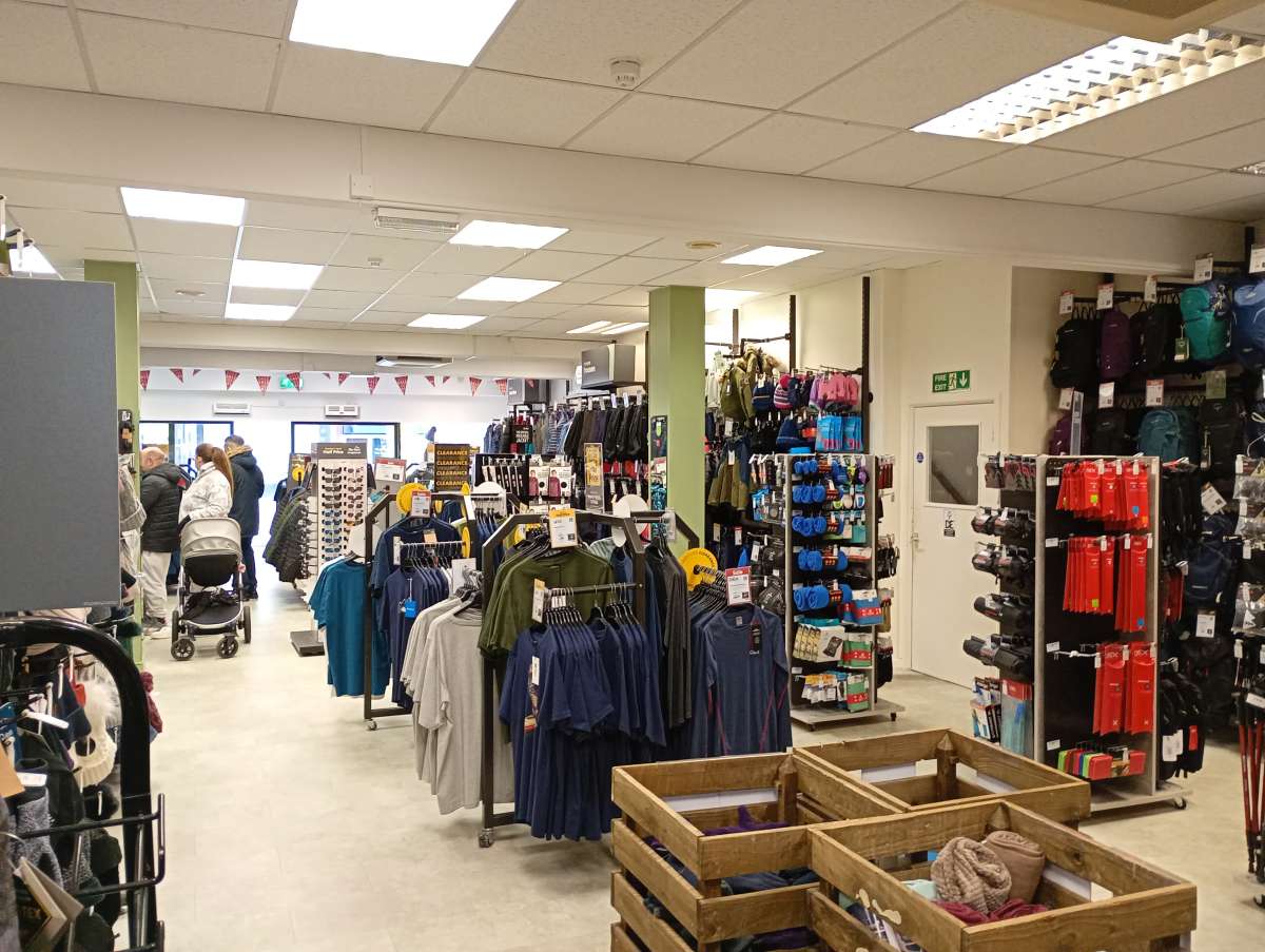 Retail/Shop in Lowestoft - photo 4