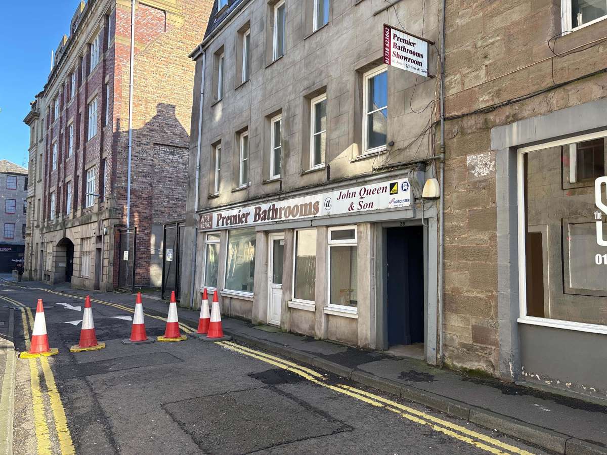 Retail/Shop in Perth - photo 2