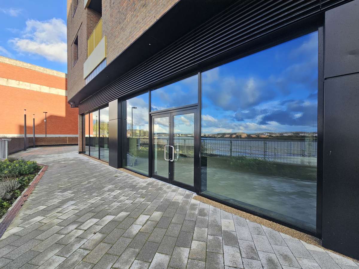 Retail/Shop in Chatham - photo 3