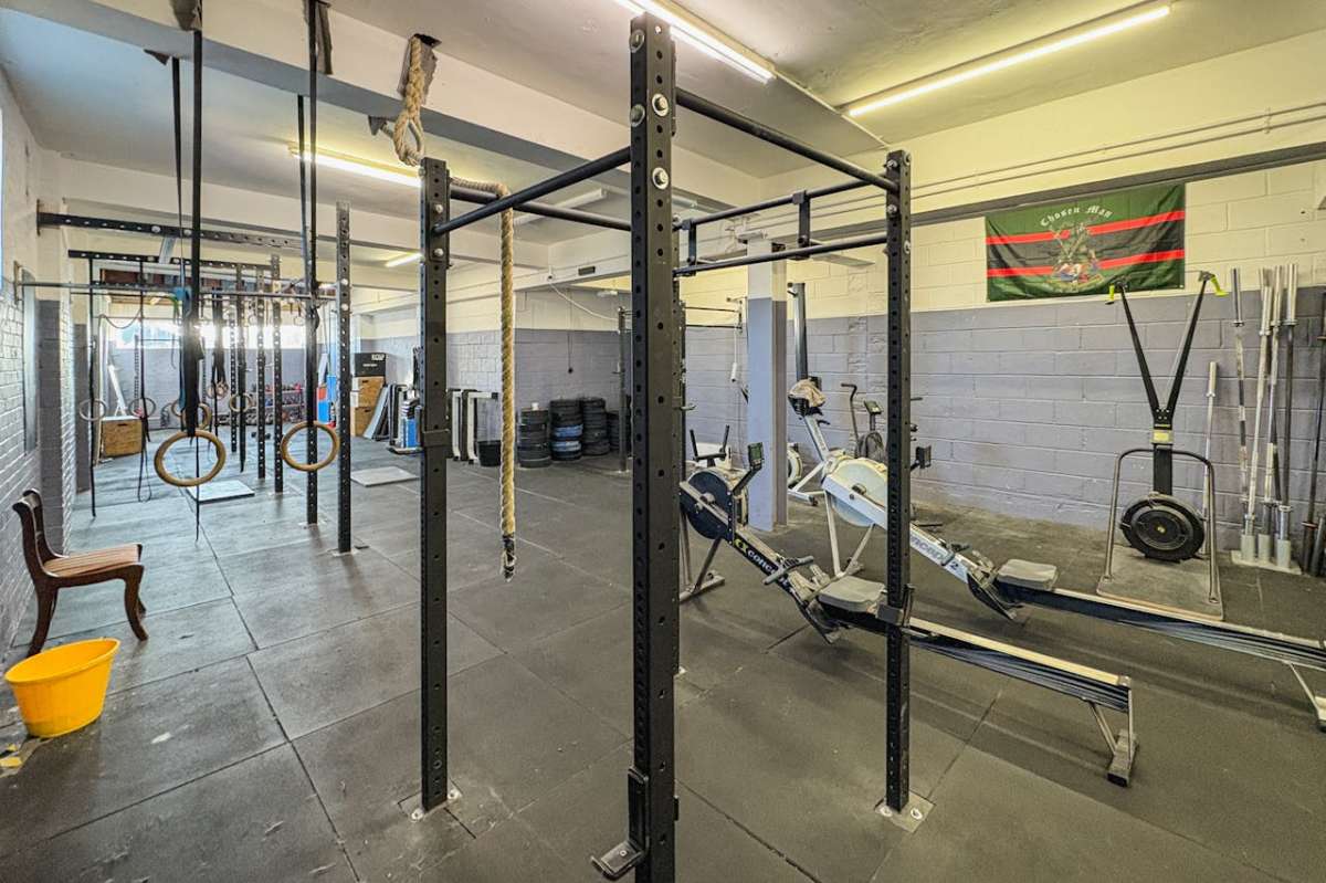 Retail/Shop in Poole - photo 4