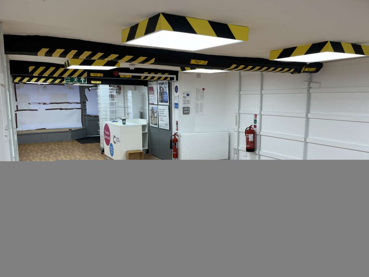 Retail/Shop in Sidmouth - photo 2