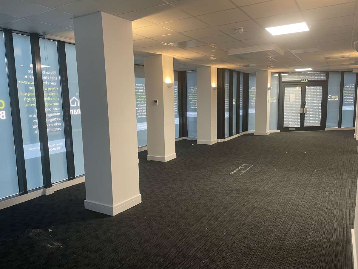 Retail/Shop in Exeter - photo 4