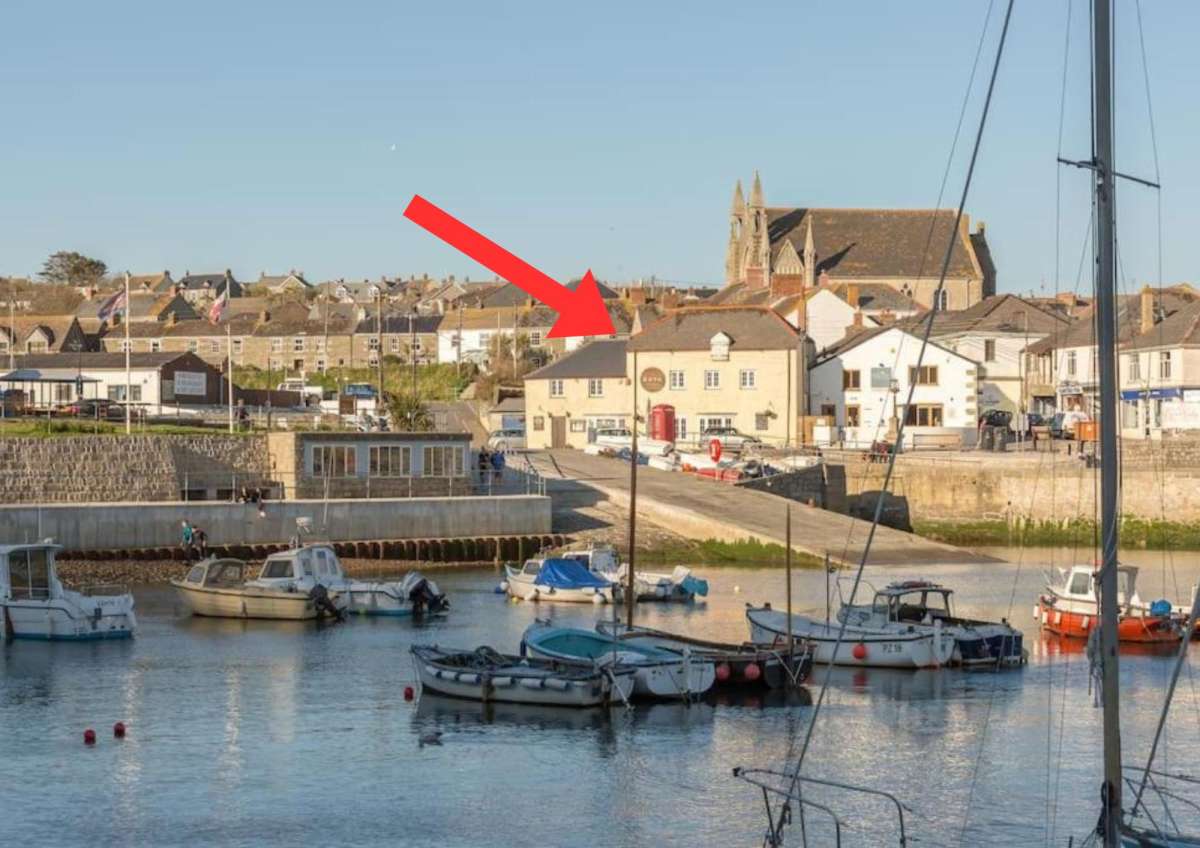 Retail in Porthleven